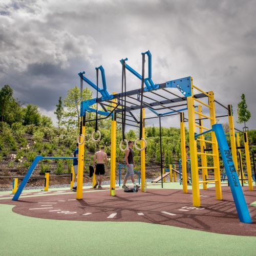 Workout hřiště